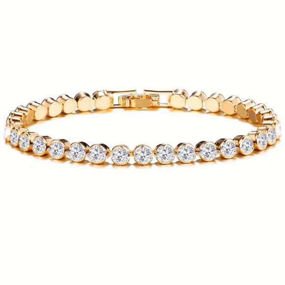 Elegant Cubic Zirconia Gold Tennis Bracelet One Size - Picture 1 of 3